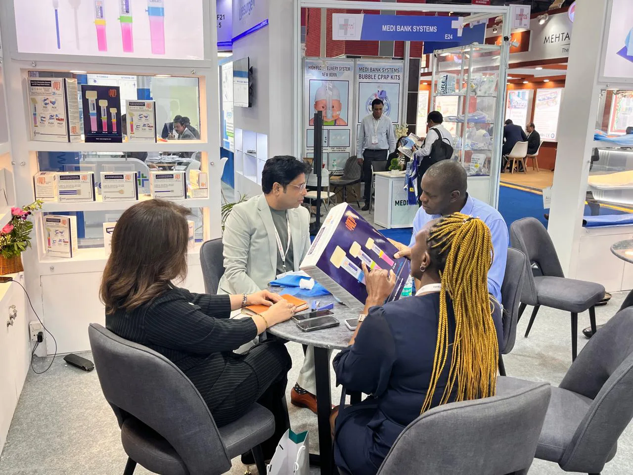 Surgeine export team engaging with international buyers